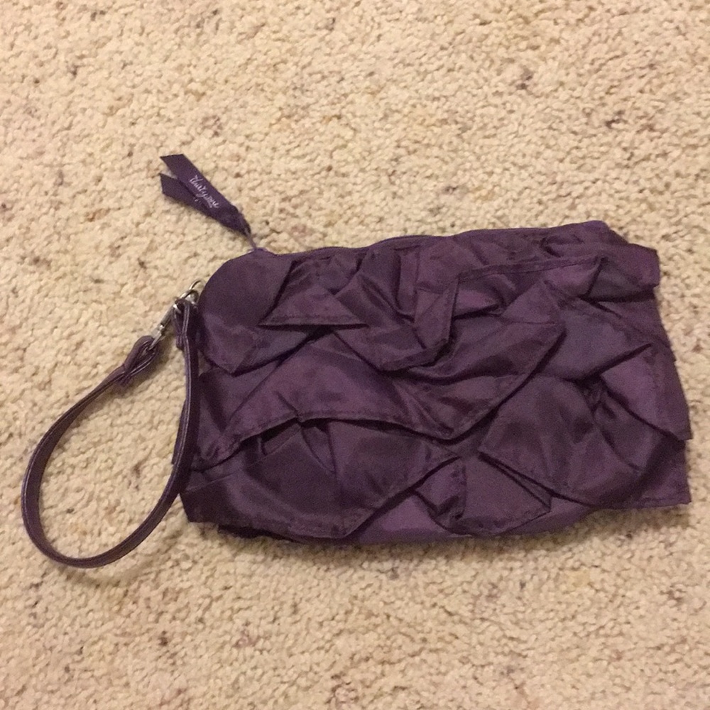 Thirty-one Ruffle Wristlet
